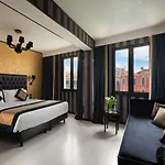 Отель Carnival Palace - Collection Венеция