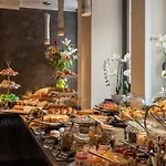 Отель Carnival Palace - Collection Венеция