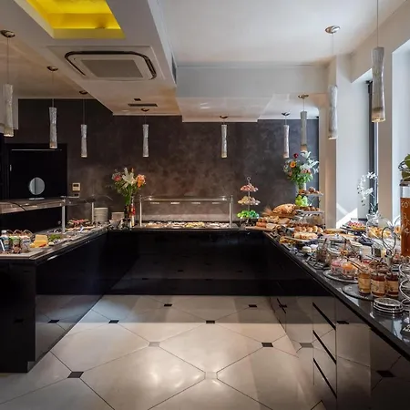 Carnival Palace - Collection Wenecja