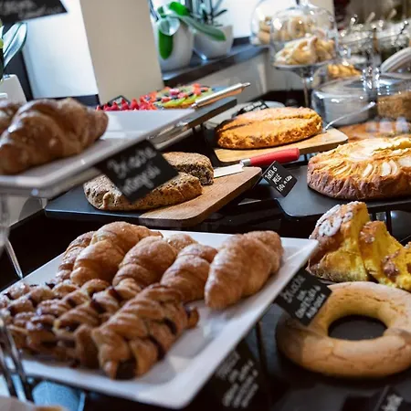 Carnival Palace - Collection Otel