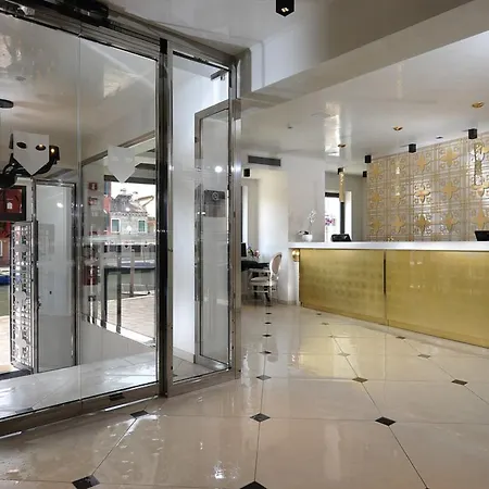 Carnival Palace - Collection Venedik