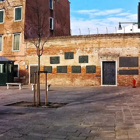 Carnival Palace - Collection Otel