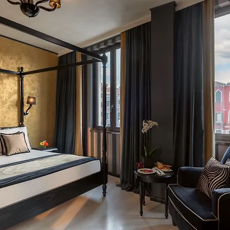 Carnival Palace - Collection 4*