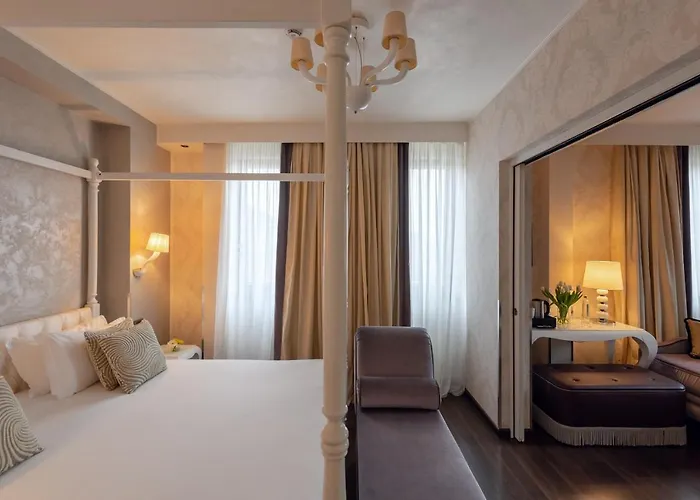 Carnival Palace - Collection 4*