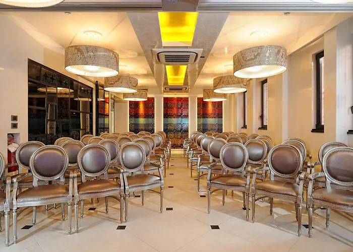 Carnival Palace - Collection 4* البندقية