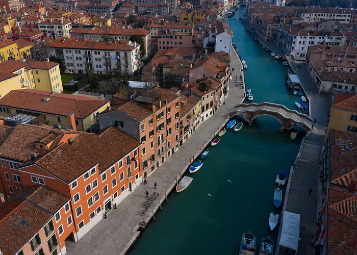 فندق Carnival Palace - Collection 4*