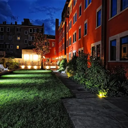 Carnival Palace - Collection Hotel Venecia