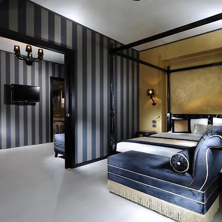 Carnival Palace - Collection 4*