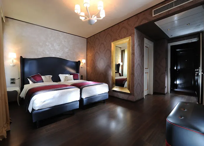 Carnival Palace - Collection 4*