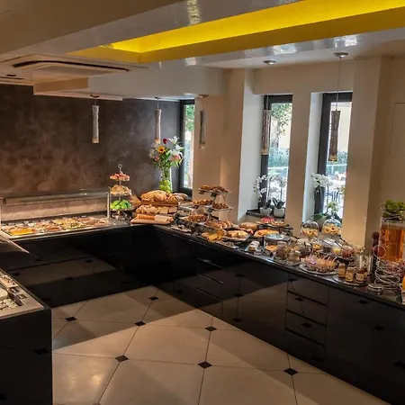 Carnival Palace - Collection