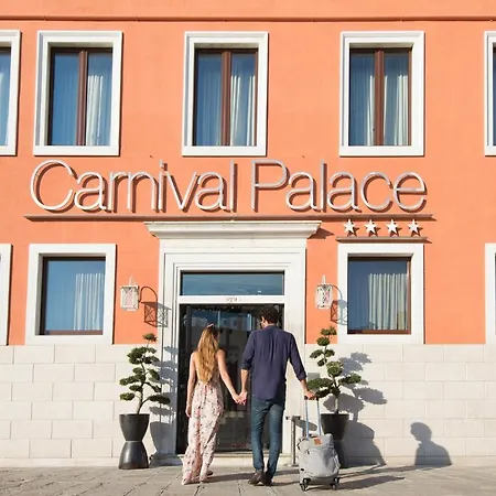 Carnival Palace - Collection 4* Velence