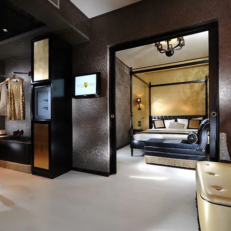 Carnival Palace - Collection 4*