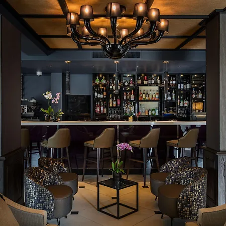 Carnival Palace - Collection 4*